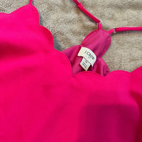 NWOT JCrew Hot pink scalloped cami spaghetti strap tanktop size 0 - Picture 2 of 4